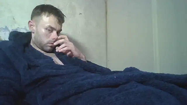Snapshot of addicktedGT chatting on December 24, 2024, 9:17 am addicktedGT online show from December 24, 2024, 9:17 am