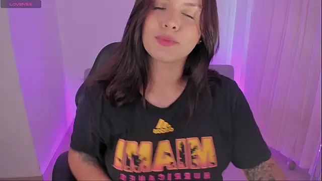 SabrinaVega online show from October 12, 2025, 9:16 pm