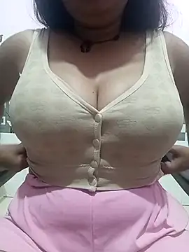 Snapshot of cute-mahek chatting on March 11, 2026, 6:24 pm cute-mahek online show from March 11, 2026, 6:24 pm