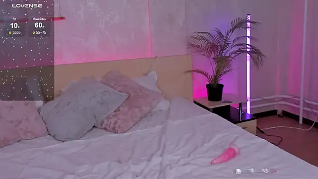 Doris Scott online show from March 1, 2025, 11:06 am