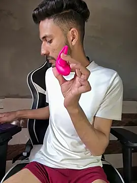 AjaxStar online show from March 22, 2026, 5:00 am