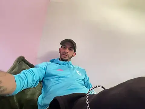 Rebeu313 online show from February 21, 2026, 10:17 am