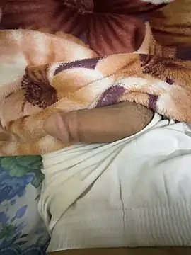 Snapshot of hamed-697 chatting on January 18, 2025, 9:56 am hamed-697 online show from January 18, 2025, 9:56 am