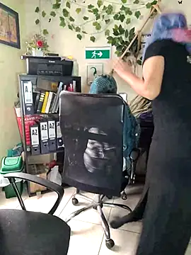 Snapshot of NAJWA-ARAB chatting on March 6, 2025, 2:40 pm NAJWA-ARAB online show from March 6, 2025, 2:40 pm