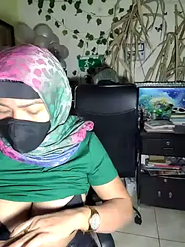 Snapshot of NAJWA-ARAB chatting on September 24, 2025, 2:23 pm NAJWA-ARAB online show from September 24, 2025, 2:23 pm