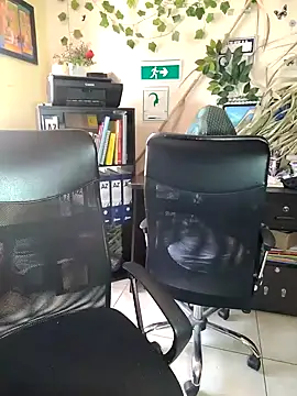 Snapshot of NAJWA-ARAB chatting on January 20, 2025, 2:25 pm NAJWA-ARAB online show from January 20, 2025, 2:25 pm