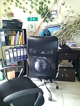 Snapshot of NAJWA-ARAB chatting on January 23, 2025, 5:31 pm NAJWA-ARAB online show from January 23, 2025, 5:31 pm