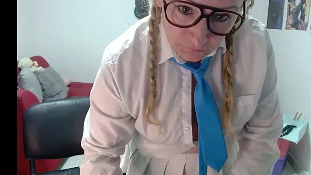 Snapshot of emperabigbootybigass chatting on January 17, 2026, 12:15 am emperabigbootybigass online show from January 17, 2026, 12:15 am