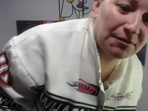 Snapshot of emperabigbootybigass chatting on June 22, 2026, 12:24 pm emperabigbootybigass online show from June 22, 2026, 12:24 pm