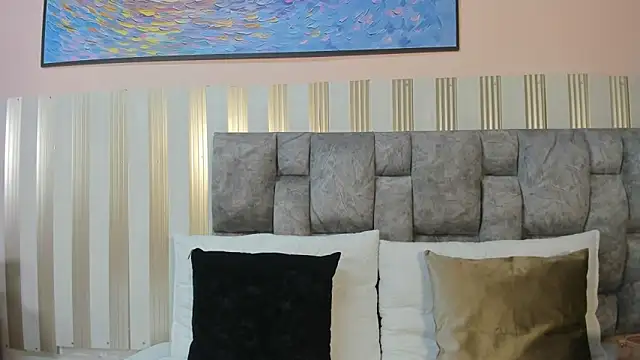 Snapshot of nova_lane chatting on March 18, 2026, 7:48 pm nova lane online show from March 18, 2026, 7:48 pm