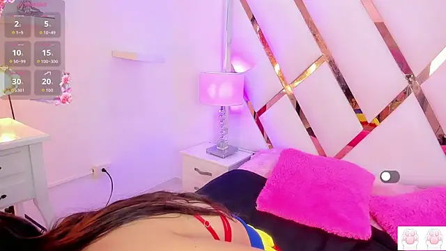 samy  milf online show from November 27, 2025, 8:09 pm