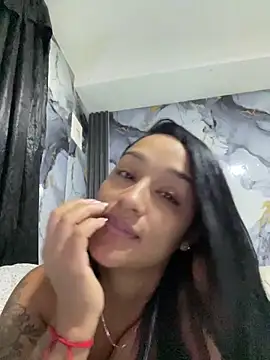 KatalinnaBrown online show from March 4, 2026, 11:18 am