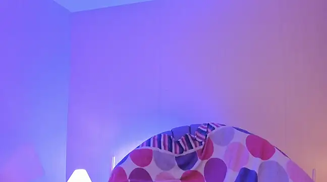 InnaraRoy online show from February 8, 2025, 2:04 am