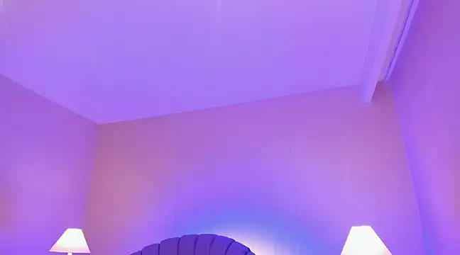 InnaraRoy online show from February 13, 2025, 2:23 am