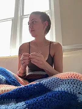 emilycoco online show from May 22, 2026, 9:57 pm