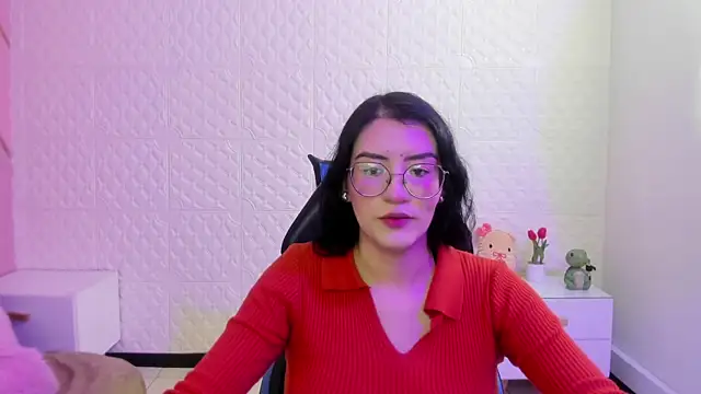 Snapshot of Violetaa_diazz chatting on May 14, 2026, 9:23 pm Violetaa diazz online show from May 14, 2026, 9:23 pm