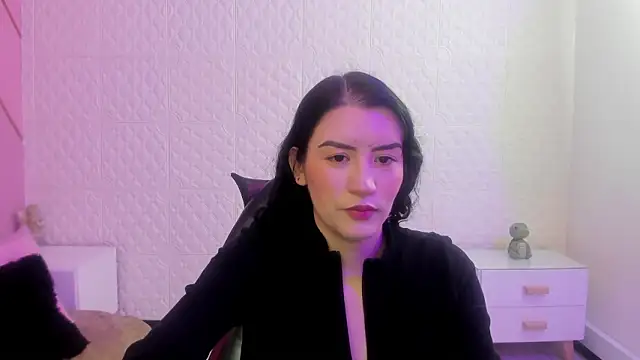 Violetaa diazz online show from March 27, 2026, 9:27 pm