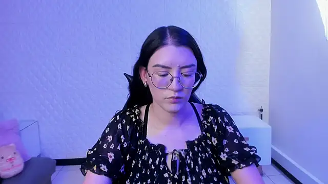 Snapshot of Violetaa_diazz chatting on July 27, 2026, 8:38 pm Violetaa diazz online show from July 27, 2026, 8:38 pm