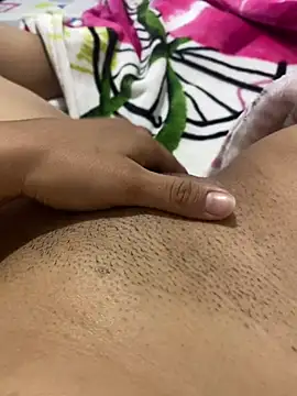 Snapshot of ANYLU19 chatting on December 29, 2024, 3:56 pm ANYLU19 online show from December 29, 2024, 3:56 pm