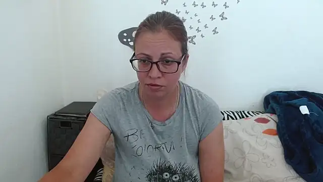 LadyHellene online show from May 21, 2026, 11:29 am