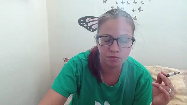 Snapshot of LadyHellene chatting on March 12, 2026, 1:59 pm LadyHellene online show from March 12, 2026, 1:59 pm