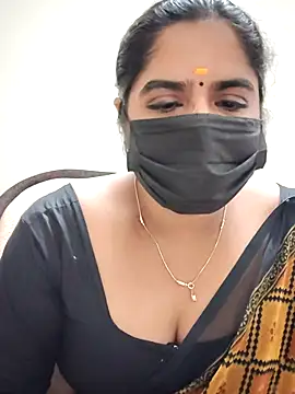 Snapshot of rani_deepa chatting on November 17, 2025, 3:16 pm rani deepa online show from November 17, 2025, 3:16 pm