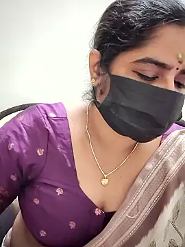 Snapshot of rani_deepa chatting on January 8, 2026, 3:40 pm rani deepa online show from January 8, 2026, 3:40 pm