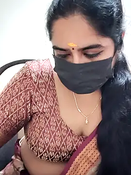 Snapshot of rani_deepa chatting on November 9, 2025, 1:04 pm rani deepa online show from November 9, 2025, 1:04 pm