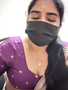 Snapshot of rani_deepa chatting on December 19, 2025, 3:36 pm rani deepa online show from December 19, 2025, 3:36 pm