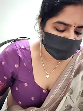 Snapshot of rani_deepa chatting on December 21, 2025, 11:05 pm rani deepa online show from December 21, 2025, 11:05 pm