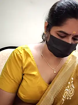 Snapshot of rani_deepa chatting on November 15, 2025, 1:48 pm rani deepa online show from November 15, 2025, 1:48 pm