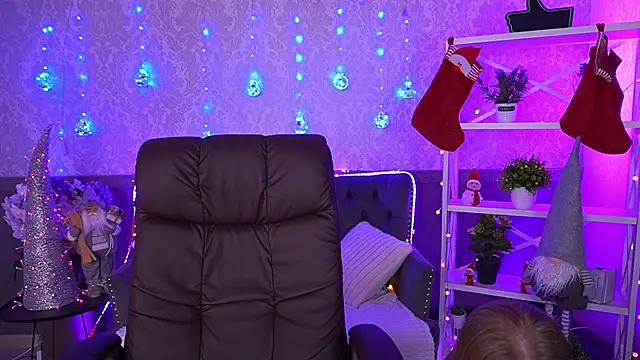 EmilySunshineS online show from December 22, 2025, 8:03 am