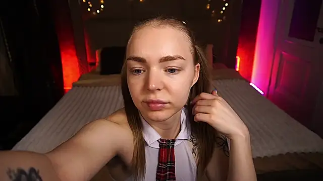 EmilySunshineS online show from May 23, 2026, 6:23 am