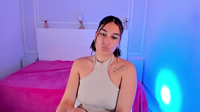 Snapshot of ScarlettWet9 chatting on January 18, 2025, 2:25 am ScarlettWet9 online show from January 18, 2025, 2:25 am