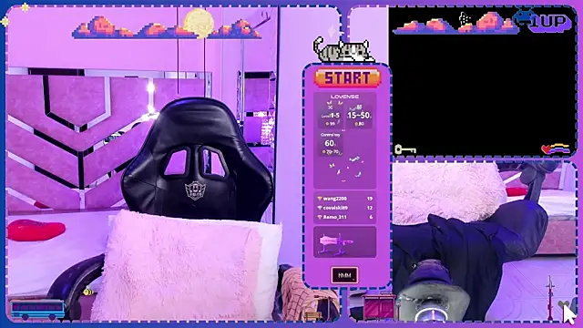 Snapshot of EvaHale_ chatting on January 8, 2025, 12:49 am EvaHale online show from January 8, 2025, 12:49 am