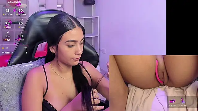 Snapshot of EvaHale_ chatting on February 14, 2025, 12:19 am EvaHale online show from February 14, 2025, 12:19 am