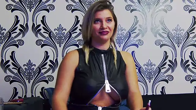 Snapshot of Lorehottie chatting on March 15, 2025, 12:24 pm Lorehottie online show from March 15, 2025, 12:24 pm