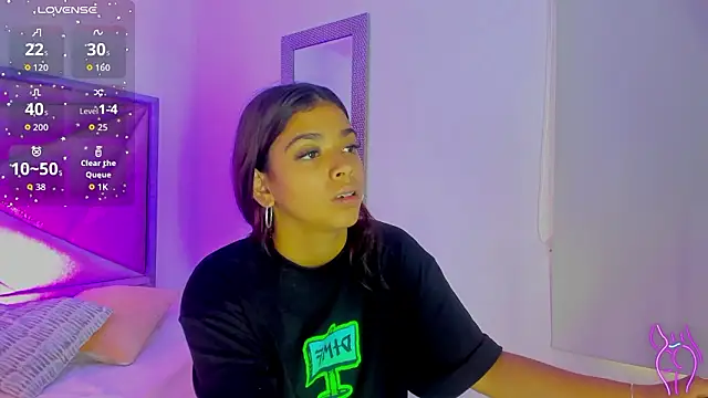 Snapshot of GiaFu chatting on February 10, 2026, 5:34 pm GiaFu online show from February 10, 2026, 5:34 pm