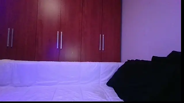 Snapshot of KarolinaReaper chatting on October 31, 2025, 11:40 am KarolinaReaper online show from October 31, 2025, 11:40 am