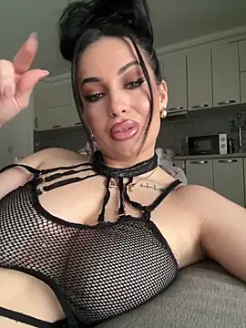 melissablack online show from March 26, 2026, 8:34 am