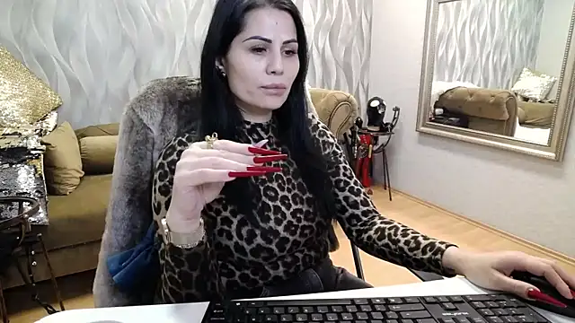 Snapshot of Sara_Poison chatting on November 11, 2025, 3:23 am Sara Poison online show from November 11, 2025, 3:23 am