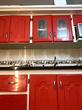 sweetsofia18 online show from October 18, 2025, 5:04 pm