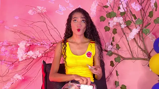 Snapshot of Charlotte_Love10 chatting on May 31, 2026, 9:37 pm Charlotte Love10 online show from May 31, 2026, 9:37 pm