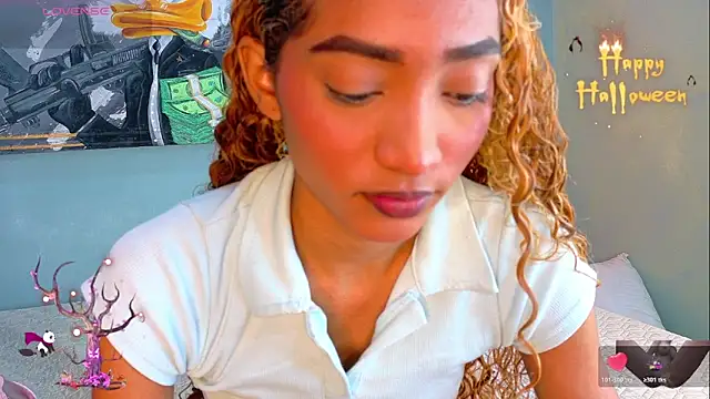 Charlotte Love10 online show from November 14, 2025, 12:09 pm