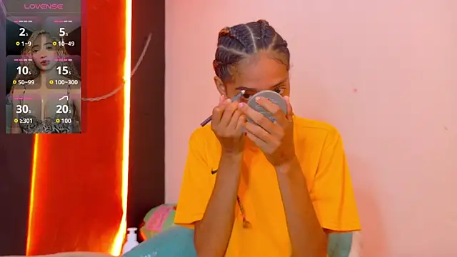 Snapshot of Charlotte_Love10 chatting on February 24, 2026, 12:06 pm Charlotte Love10 online show from February 24, 2026, 12:06 pm