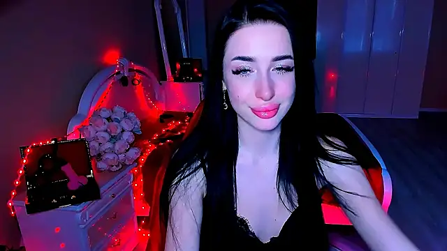 Snapshot of lovely_desire chatting on February 18, 2025, 11:11 am lovely desire online show from February 18, 2025, 11:11 am