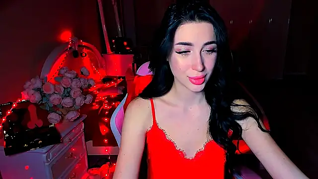 Snapshot of lovely_desire chatting on February 4, 2025, 2:43 pm lovely desire online show from February 4, 2025, 2:43 pm