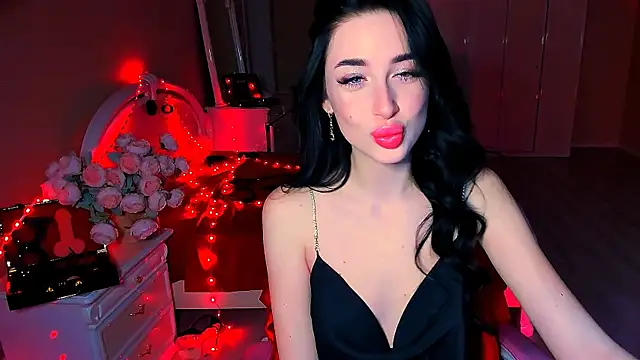Snapshot of lovely_desire chatting on February 3, 2025, 6:13 am lovely desire online show from February 3, 2025, 6:13 am