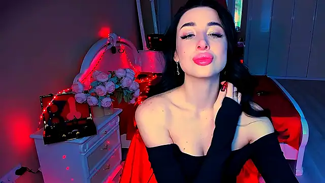 Snapshot of lovely_desire chatting on February 8, 2025, 7:04 am lovely desire online show from February 8, 2025, 7:04 am