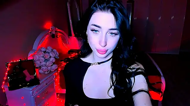 Snapshot of lovely_desire chatting on February 23, 2025, 3:08 pm lovely desire online show from February 23, 2025, 3:08 pm